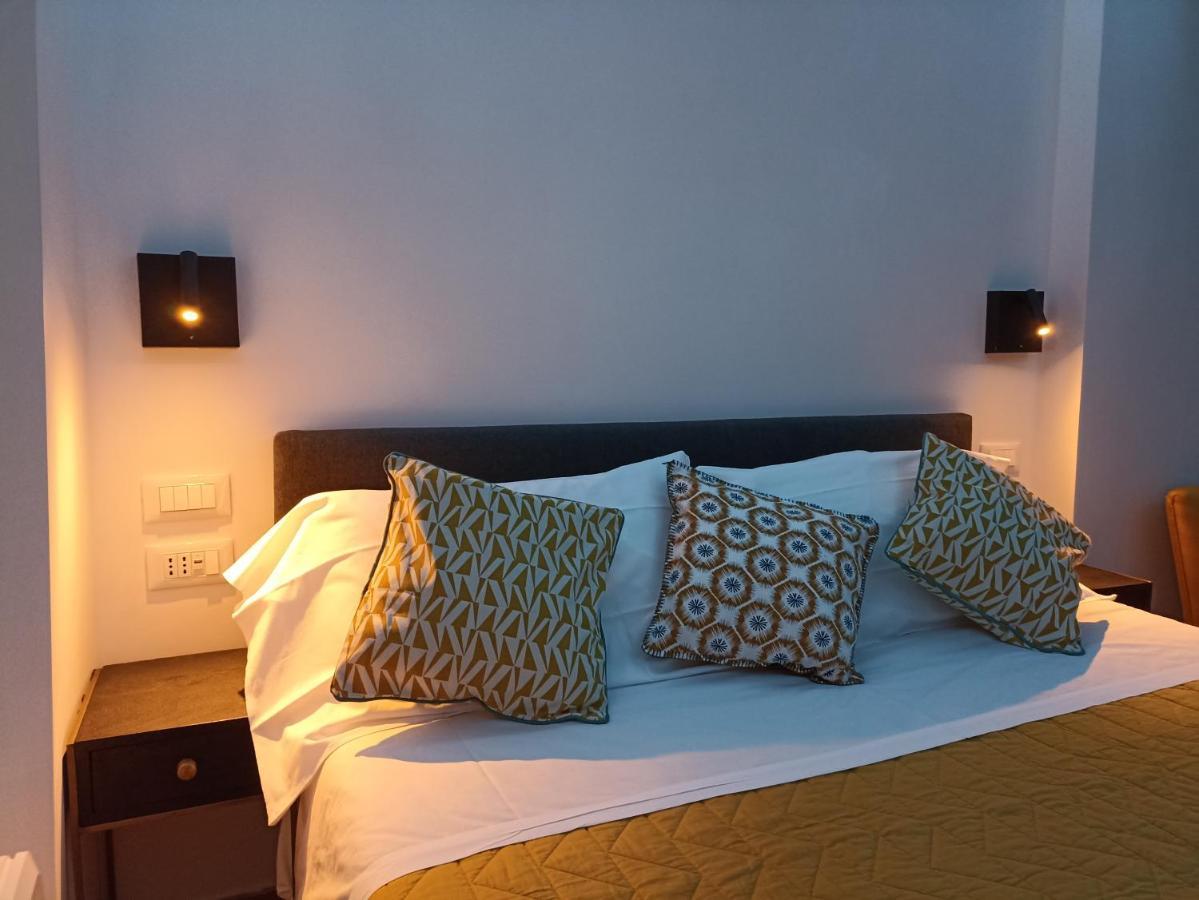 Al Porto 61 - Rooms For Rent Camogli Exterior photo